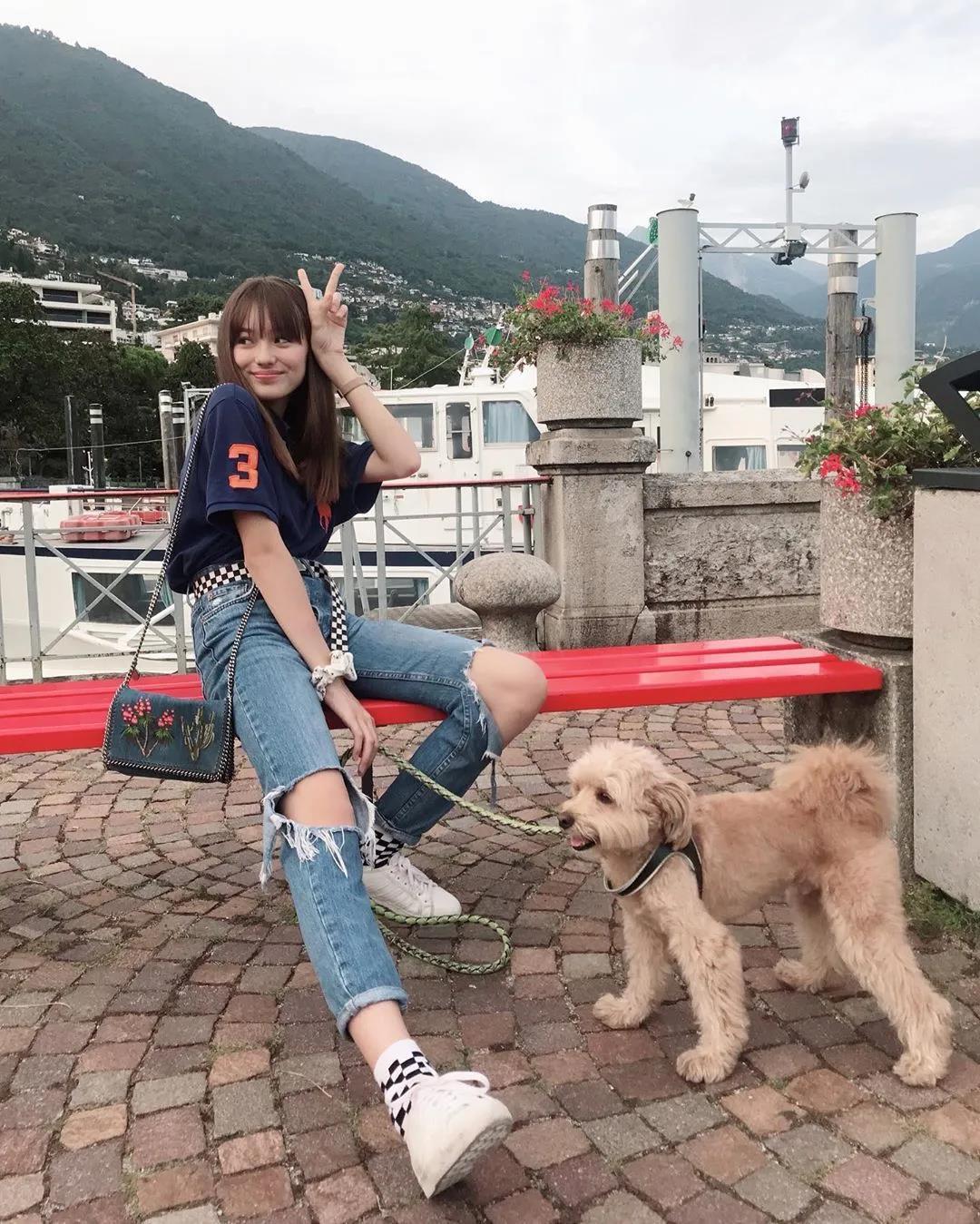最新奇迹私服，游戏私服的虚构与现实生活温馨故事的对比