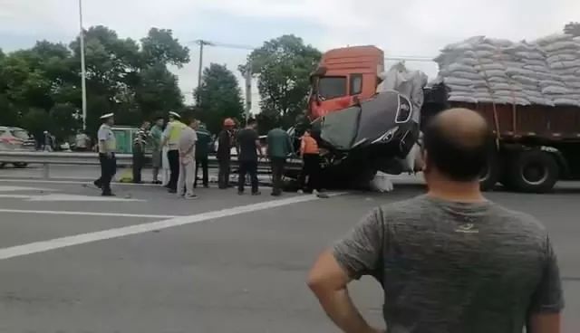 南通如东车祸背后的力量与变化，励志故事中的自信与成就感揭秘