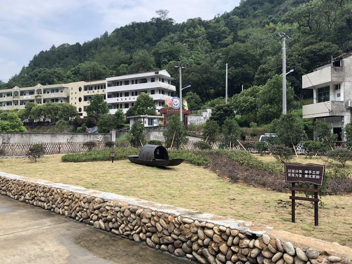 青田最新出租房源，追梦新起点，自信成就感的魔法之地
