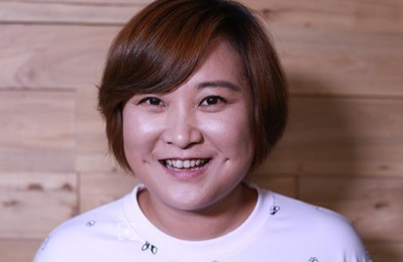 贾玲最新喜剧综艺，笑中带泪的传奇传奇