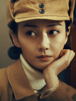 演员白玲的彩色生活，爱与陪伴的温馨日常