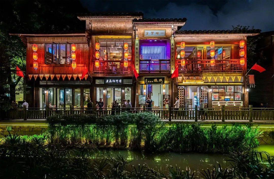 杭州购房最新政策下的温馨家园故事