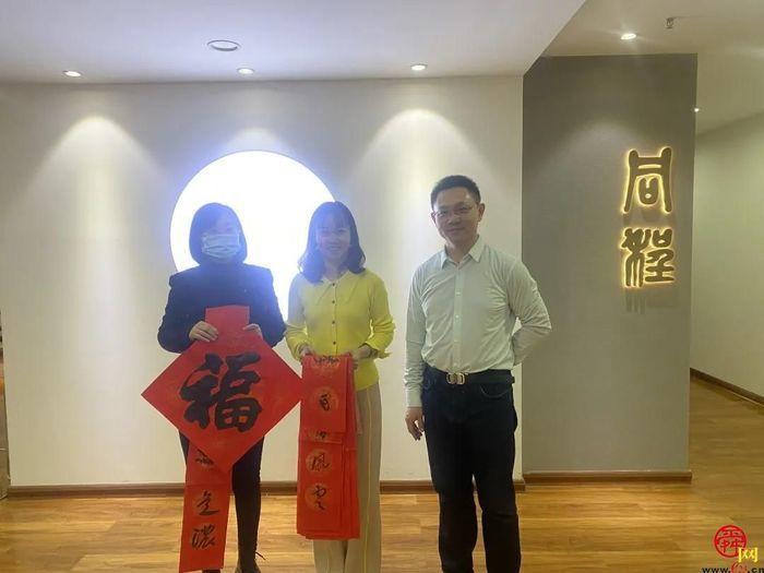 最新精美对联，家的温馨日常与对联之美