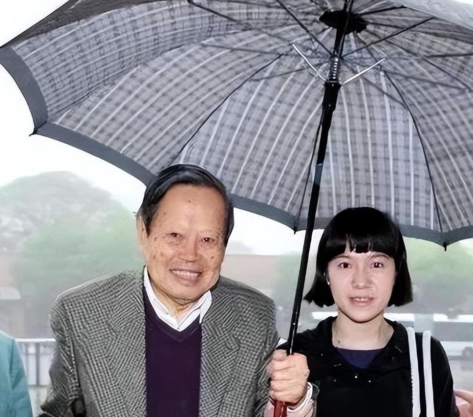 自信与成长照亮人生的励志故事，最新国产剧精彩呈现