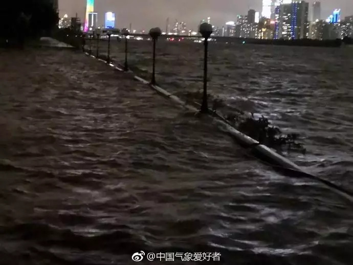 台风电影，逆风破浪，成就梦想影像之旅
