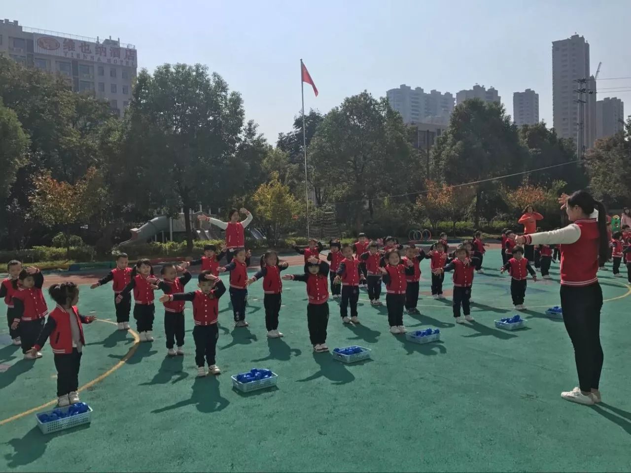 幼儿园全新早操活动2017启动