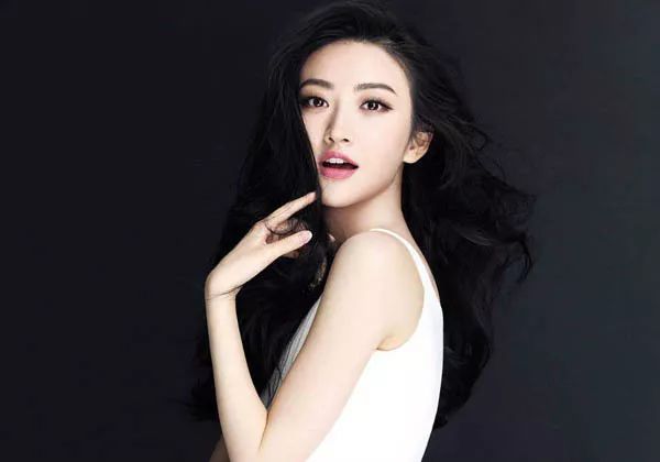 月音瞳最新无圣光梦幻视觉盛宴独家呈现于小红书！