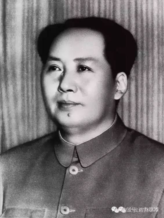 最新毛主席标准像揭秘